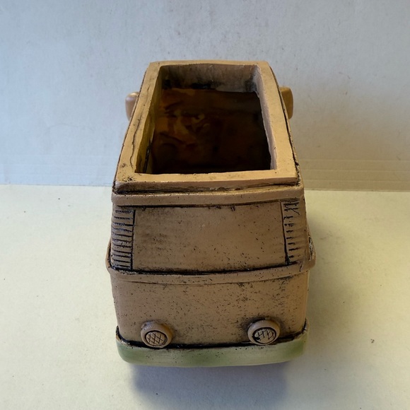 Flower Power Tan Thick Strong Plastic Bus Planter with White Floral Design - Picture 5 of 11